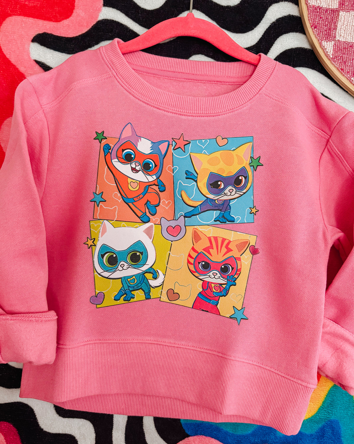 Crewnecks • BOTH 4/5t 🍁🐈